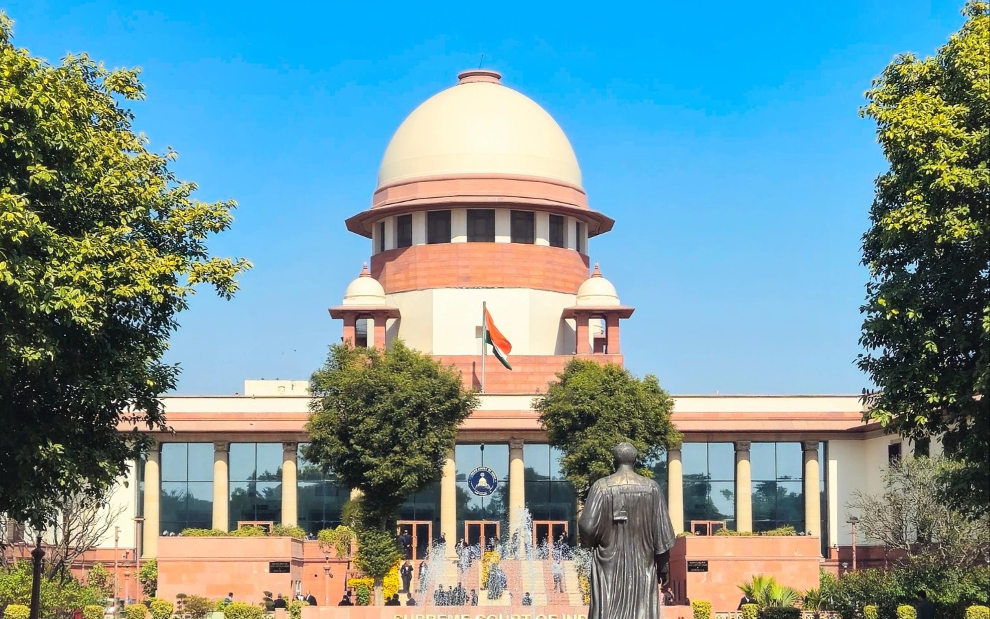 सुप्रीम कोर्ट का बड़ा फैसला: लॉ स्टूडेंट्स के खिलाफ डिसिप्लिनरी एक्शन लेने का अधिकार BCI के पास नहीं